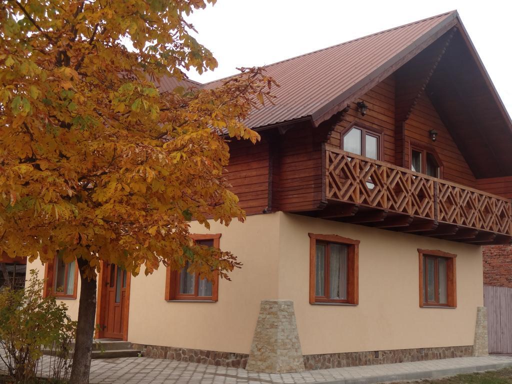 Котедж-шале Елітний Славское Экстерьер фото